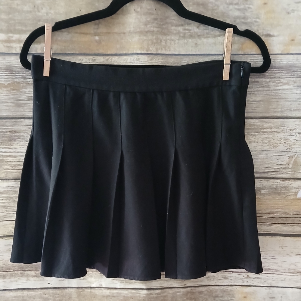 Classic Black Pleated Skirt